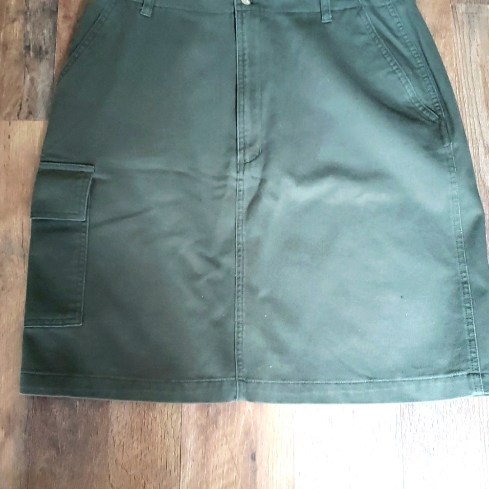 👗WOOLRICH GREEN CARGO STYLE SKIRT👗 - Picture 4 of 7